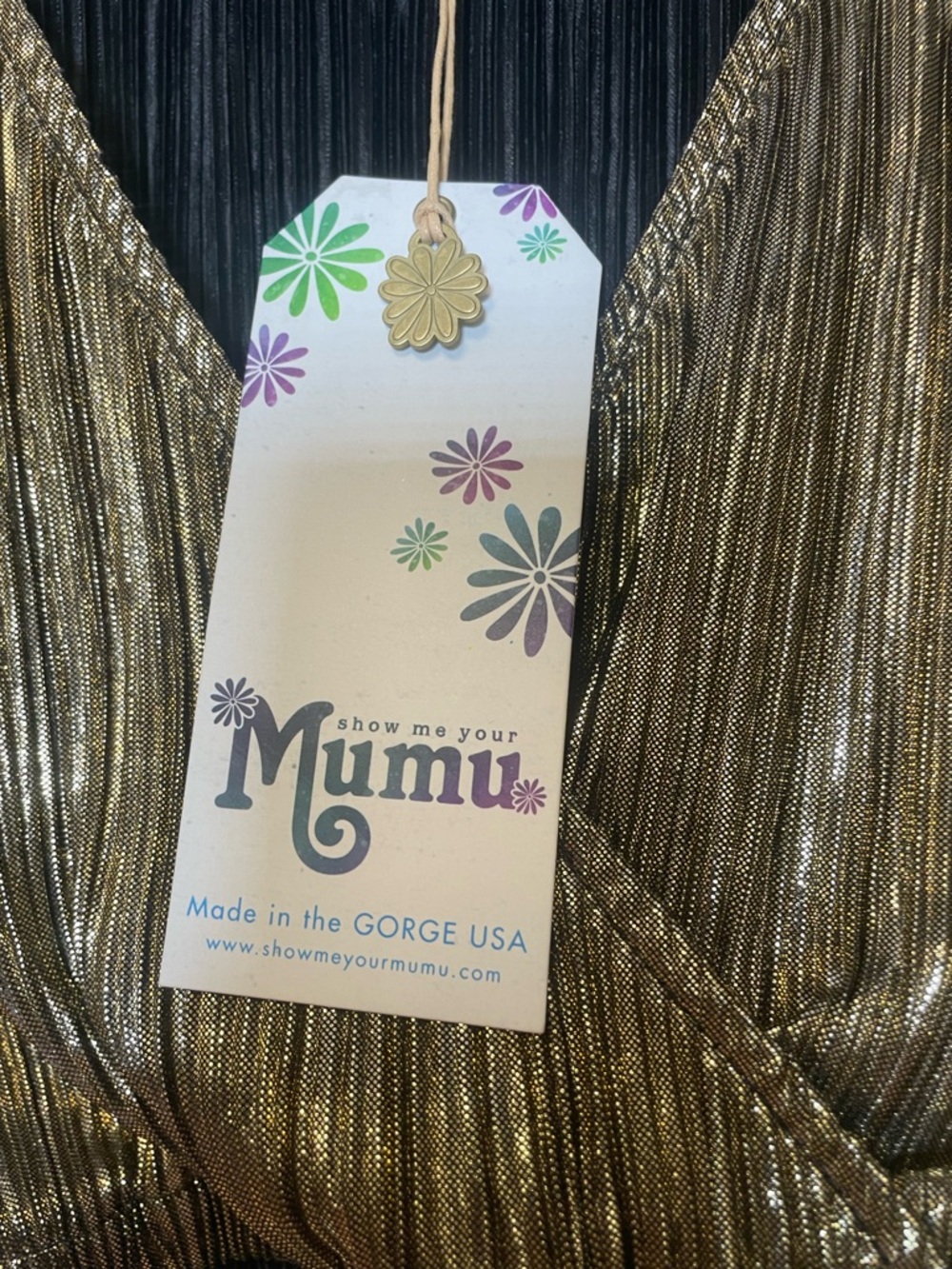 Show Me Your Mumu Donovan Crop Top in gold. - Picture 6 of 8